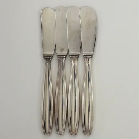 Fyra smörknivar, längd 16cm, modell Parad, GAB, blad i rostfritt stål, silver  Vikt: 161,2 g