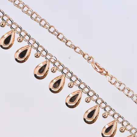 Collier Bismarck, längd 42,5 cm, bredd 3-10 mm, 14K. Vikt: 4,9 g