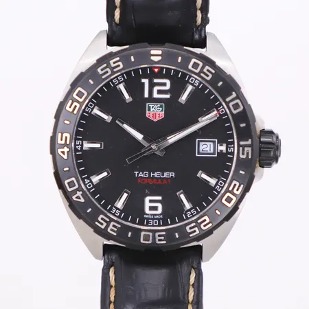 Herrur Tag Heuer Formula 1, Ø43mm, datum, quartz, referensnummer: WAZ1110, serienummer: WES4373, stål, läderband, kronan är av men medföljer, inga övriga tillbehör Vikt: 0 g