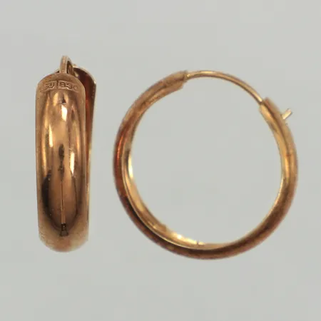 Ett par örhängen, creoler, Ø18mm, bredd 4,6mm, skev, 830/1000 silver Vikt: 1,1 g