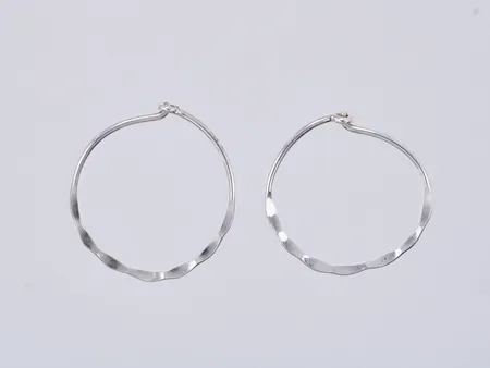 Ett par örhängen, Ø 2,2cm, silver, 830/1000 Vikt: 1 g