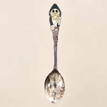 Tesked med emaljdetaljer, längd 12,8cm, silver 916/1000 Vikt: 20,2 g