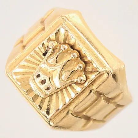 Ring med mönstrad dekor, stl 18, bredd 4,8-15,4mm, OBS! Ej märkesdesign! 21K Vikt: 6,2 g