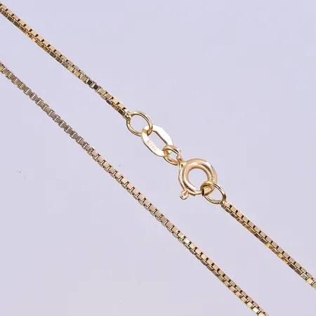 Kedja Venezia, längd 50 cm, bredd 1 mm, 18K. Vikt: 3,7 g