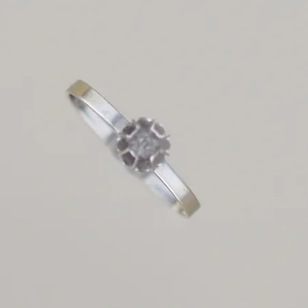 Ring med diamant 0,01 ct, Ø 17 mm bredd 1,72 mm, 18k Vikt: 1,1 g