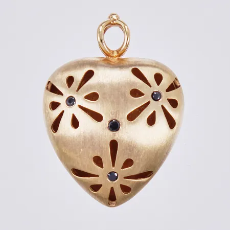 Hänge med svarta stenar, längd: ca 3,3cm, bredd: ca 2-23mm, Heko KB Nils-Erik Södermark Köping, förgyllt silver, 925/1000 Vikt: 6,9 g