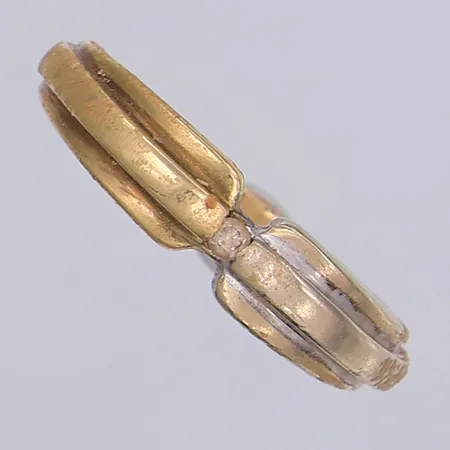 Ring, gul/vitguld, stl17¼, gravyr, 14K Vikt: 4,4 g