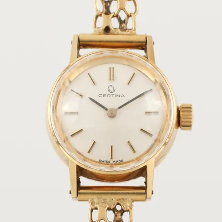 Damur Certina, fungerar ej, diameter ca 21.9 mm, 18 k i ur och band, totalvikt 24.2 gram. Vikt: 24,2 g