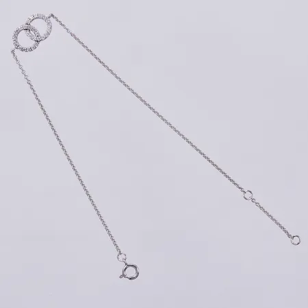 Armband med vita stenar, längd ca 17-19cm, bredd ca 1-8mm, silver Vikt: 1,3 g