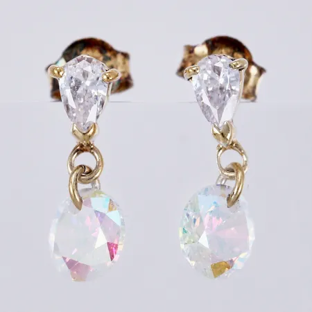 Ett par örhängen, längd: ca 1,5cm. bredd: ca 4-6mm, GHA, 925/1000, förgyllt silver Vikt: 1,3 g