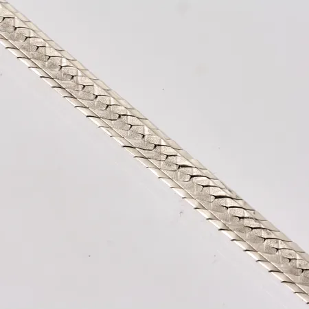 Collier i silver, 41,5cm, bredd 6,48mm, 925/1000, vikt 23,08g.