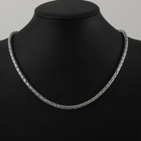 Collier, längd 53cm, bredd ca 4,3mm, silver Vikt: 54,7 g