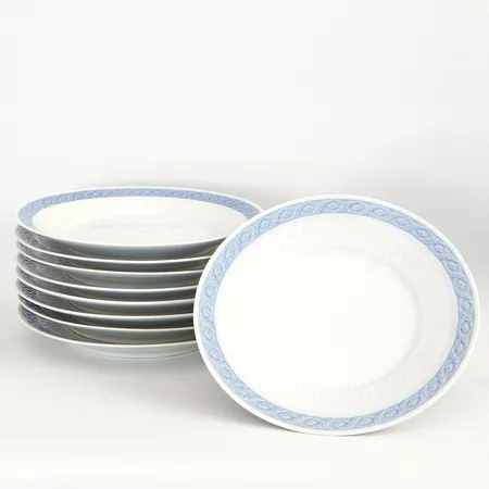 Nio Mattallrikar, Ø25,5cm, Blå Vifte, design av Arnold Krogh för Royal Copenhagen, modellnummer 624 Skickas med postpaket.