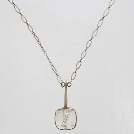 Collier, 60,2cm, Isaac Cohen, rutilkvarts, silver 925 Vikt: 23,3 g