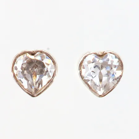 Ett par örhängen med vit sten, hjärta, KumKum, 8x17mm, silver 925/1000 Vikt: 2,5 g