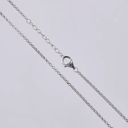 Kedja längd ca 41,5-44,5cm, bredd ca 1mm, GHA 925/1000 silver Vikt: 4 g