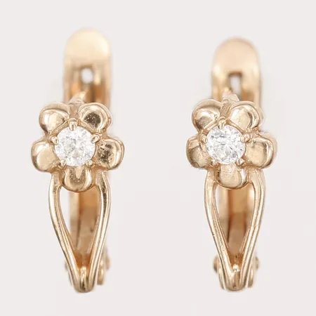 Ett par örhängen med vita stenar, höjd: 10 mm, bredd: 5 mm, 14K guld. Vikt: 1,4 g