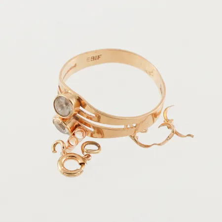 Trasigt guld, 18k. Vikt: 2,5 g
