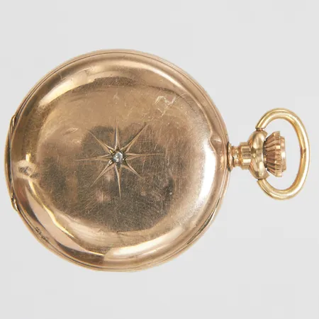Mormorsur Waltham, 8K, manuell, 34mm, boettnr 36661, rosenslipad diamant 1 x ca 0,01ct, bruttovikt 31g, inga tillbehör.