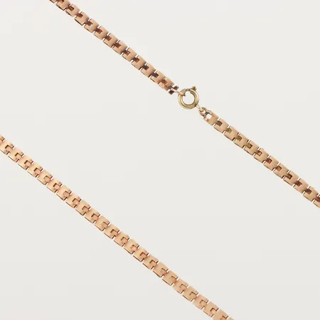 Collier, längd ca 44 cm, bredd ca 3 mm, 14k. Vikt: 7,2 g