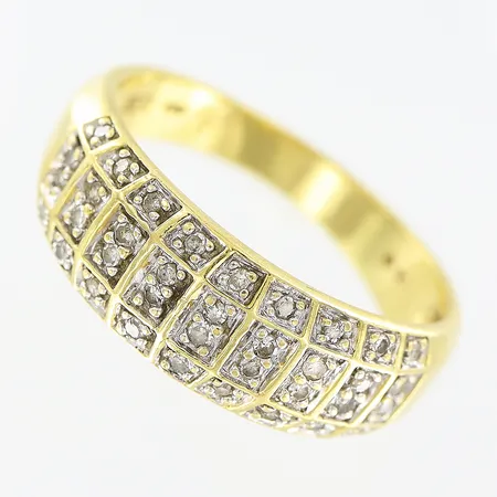 Ring, 36 x ca 0,005ct, stl 18¾, bredd 3-7mm, 18K Vikt: 5,1 g