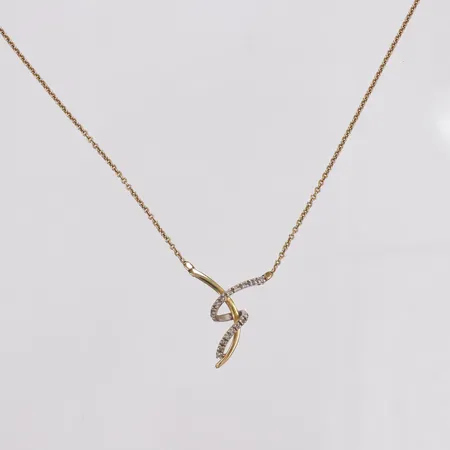 Collier, diamanter 17xca0,005ct, längd 43,5/46,5cm, bredd 1,4cm, hängdel längd 24mm, bredd 22mm, vitguldsdetaljer, Guldfynd, 18K  Vikt: 5,1 g