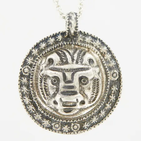 Kedja 61,5cm, bredd: 2,2mm, Hänge "Roman Lion", 42mm, silver 925/1000  Vikt: 19,7 g