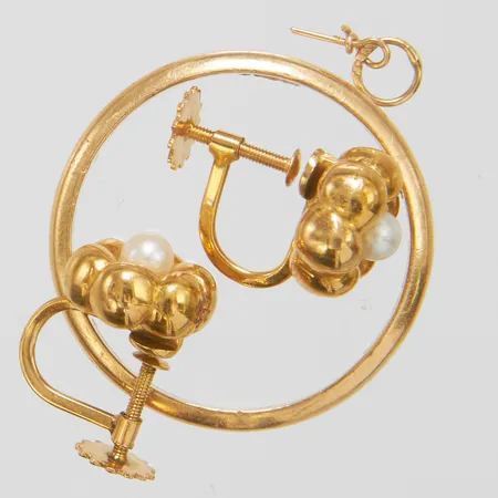 Diverse guld, 18K  Vikt: 8,7 g