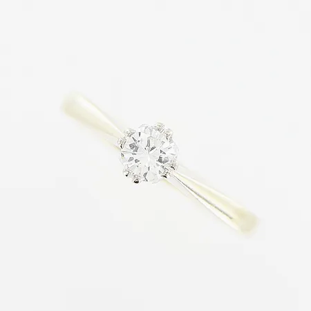 Ring, diamant 0,27ct, stl 16¼, bredd 2-4,5mm, Guldfynd, vitguld, i behov av rodiering, 18K Vikt: 2,6 g