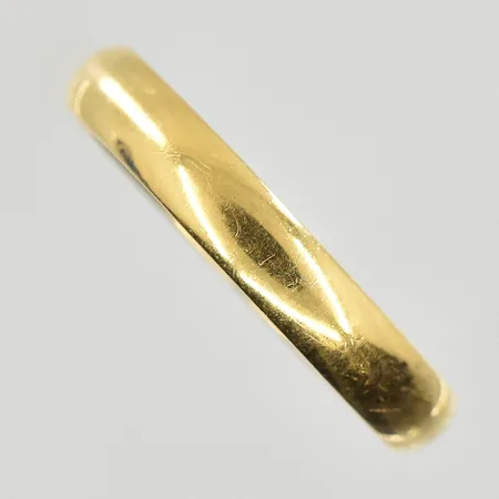 Ring, stl 20¾, bredd 4 mm, gravyr, 18K. Vikt: 5 g
