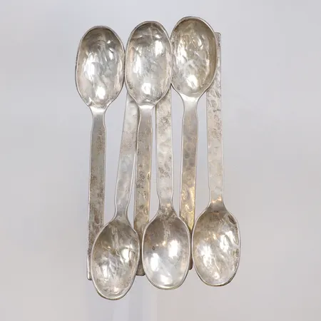 6 kaffe skedar med hamrad yta, 11,5cm, silver, 925/1000 Vikt: 85,8 g
