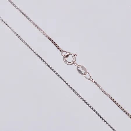 Kedja Venezia längd ca 45,6cm, bredd ca 1mm, 925/1000 silver Vikt: 3,1 g