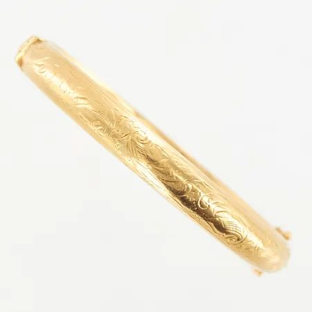 Armring öppningsbar, innermått ca 18cm, bredd 8mm, bucklor, 18K Vikt: 12,8 g