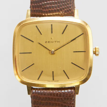 Herrur Zenith, 18K, manuell, 33,1mm, boettnr: 30 0530 171, Cal. 2320,  skadad urtavla, läderband samt bygelspänne ej original, etui