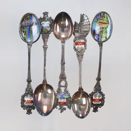 Fem Souvenirskedar, längd 11cm, silver, 830/1000 Vikt: 66 g