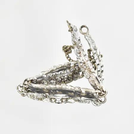 Diverse defekt armband, silver. Vikt: 13,8 g