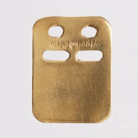 Hänge, bricka, längd 23mm, bredd 17mm, gravyr, Ternud Ab, år 1974, 18K Vikt: 1,7 g