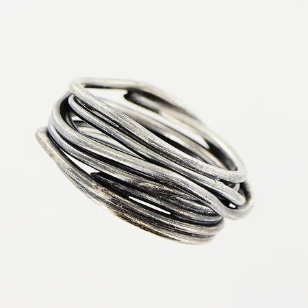 Ring Ingrid Trilk Malmö  stl 18½, bredd 9mm, silver 925/1000. Vikt: 8,1 g