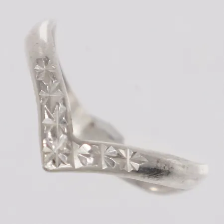 Ring, stl 15½, bredd 2,5mm, silver Vikt: 1,1 g