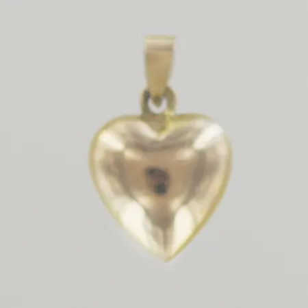 Hänge hjärta, längd 1,8 cm, bredd 1 cm, graverad LINA18K Vikt: 0,8 g