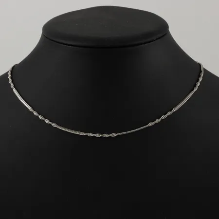 Collier, längd 42cm, silver Vikt: 4,9 g