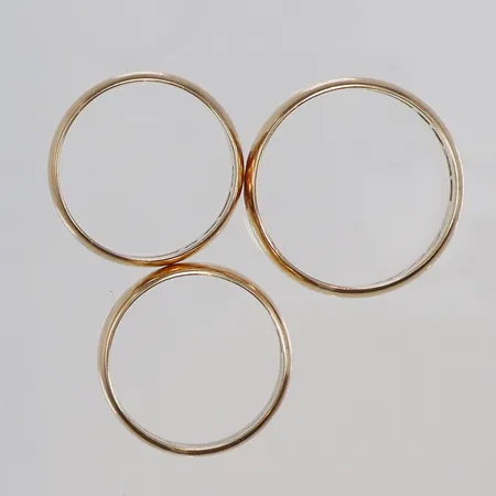 3st Ringar, gravyr, 18K Vikt: 12,2 g
