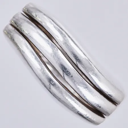 Ring, Vallés Dordal, stl: 17, (54), bredd: ca 6-10mm, något repig, 925/1000, silver Vikt: 15,7 g