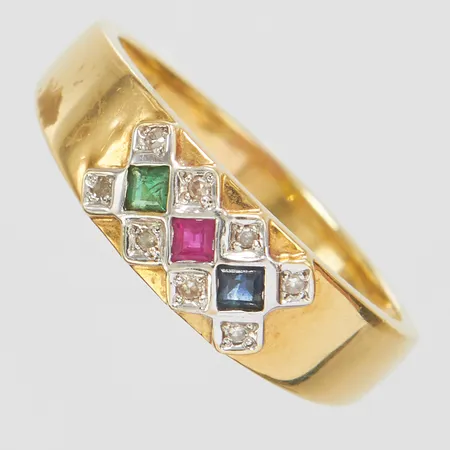 Ring med safir, rubin, smaragd samt 8 diamanter 0,05ctv enligt gravyr, Ø20, bredd: 2,9-6,7mm, GHA, 18K Vikt: 5,2 g
