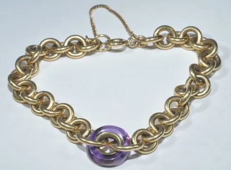 Armband Ankar med ametist och säkerhetskedja, L 19,5 cm B 8-14 mm, 18k Vikt: 37,1 g