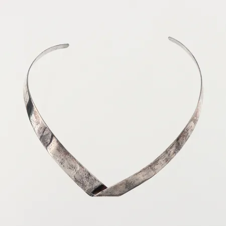 Collier stelt, silver 925/1000, diameter ca 13 cm. Vikt: 34 g