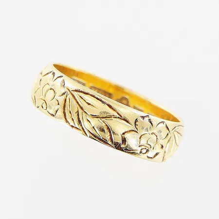 Ring, blomdekor, stl 16 bredd 5mm, gravyr, 18K Vikt: 3,7 g