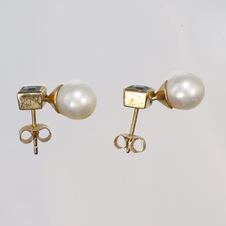 Ett par örhängen, med blå stenar och pärlor, 16x18mm, 18K  Vikt: 4,3 g