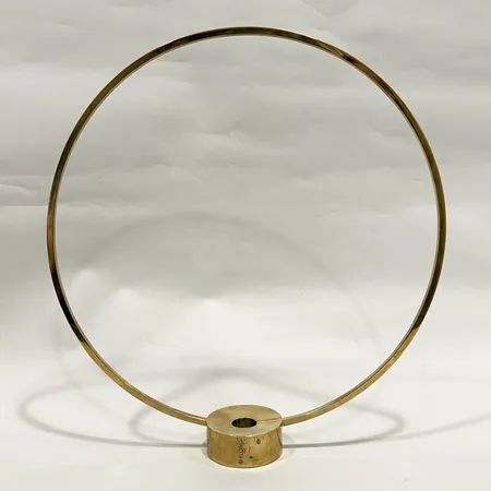 Ljusstake Gloria, formgiven av Broberg & Ridderstråle för Klong, höjd 35cm, bredd 33cm, mässing, smärre fläckar Skickas med paket.