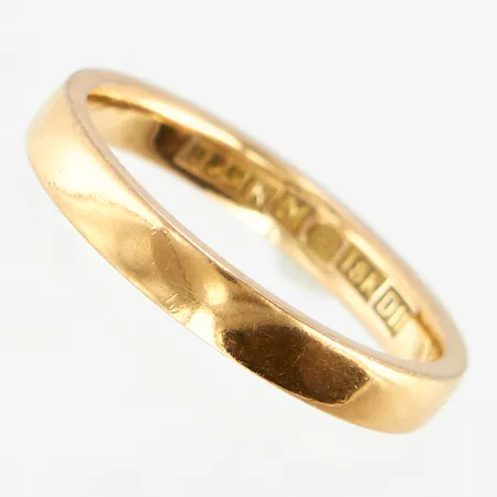 Ring, stl 17, bredd ca 3mm, 18K Vikt: 3,5 g